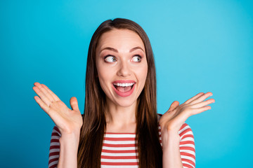 Close up photo of astonished girl look copyspace impressed sales discount novelty scream wear casual style outfit isolated over blue color background