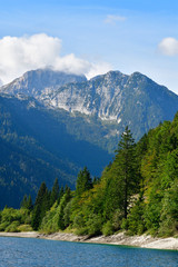 Der Raibl-See oder Predil-See an der italienischen Seite des Predil-Passes	