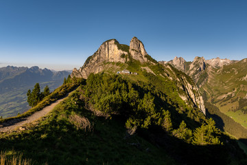 Staubern-herrlicher Ausblick in den Alpstein,Säntis, Appenzellerland und in das Rheintal