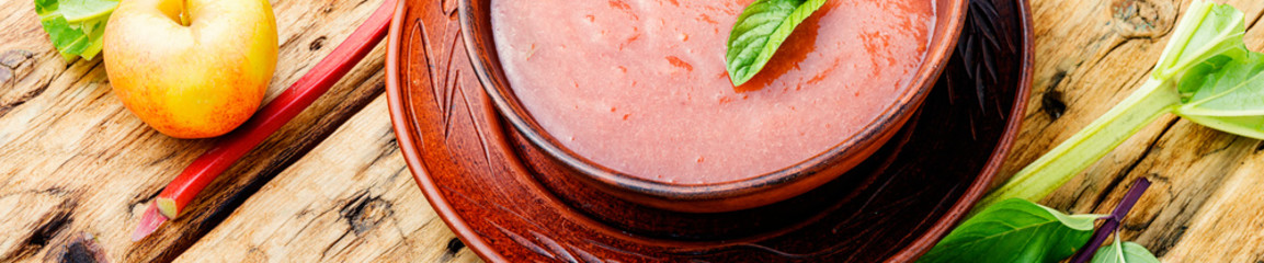Cold rhubarb soup