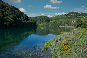 Hochrhein bei Buchberg im Schweizer Aargau