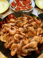 fried shrimp with lemon