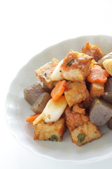 Japanese food, leek and fish cake stir fried with konjac and carrot
