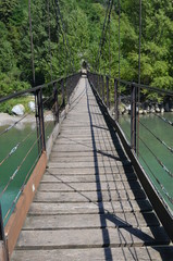 Obraz premium Clanezzo, Antico Porto Fluviale e Passerella sul fiume brembo, in val brembana, Bergamo, Lombardia, Italia