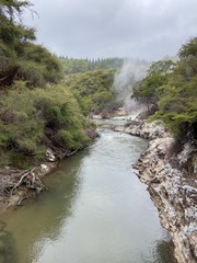 Rivière à Waiotapu, Nouvelle Zélande