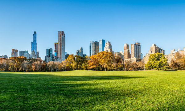 Central Park in autumn, New York City, USA