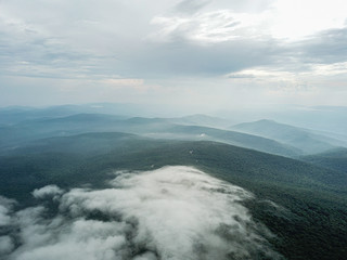 Obraz premium clouds over the mountains