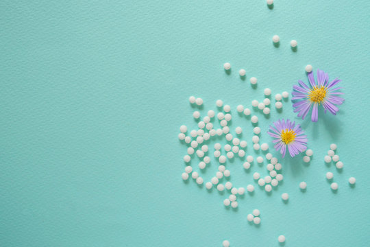 homeopathy, pill, medicine, health, science, sugar, treatment, alternative, apothecary, assistance, ball, cure, capsule, disease, granule, drug, herbs, homeopathic, medicinal, medication, medical, pha