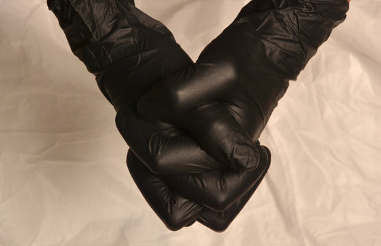 confinamiento, guantes, protecci&oacute;n, virus, covid, coraz&oacute;n manos, nitrilio, aislamiento, uni&oacute;n, compromiso, precausion, manos, guante, mano sola, forma de coraz&oacute;n guantes, 