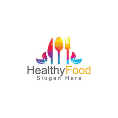 Healthy food logo  template. Organic food logo with spoon, fork, knife and leaf symbol.