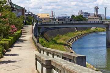 兵庫県三田市 武庫川沿いの歩道