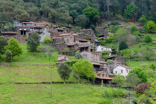 Beautiful shot of the stone houses in Candal - Aldeias do Xisto, Portugal