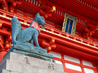 伏見稲荷大社・狛狐