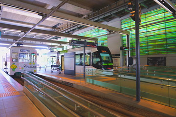 【富山県】富山駅の路面電車 / Light Rail at Toyama Station