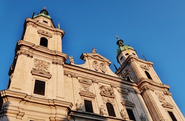 Fototapeta na wymiar Salzburg, Dom, Doppelturmfassade