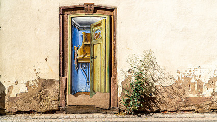 Hausfassade in Val-de-Moder, Grand Est, Frankreich