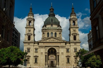 Fototapeta na wymiar St. Stefan Basilica in Budapest