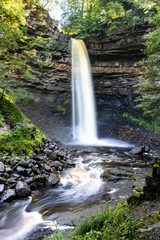 Obraz premium Hardraw Force waterfall in the Yorkshire Dales