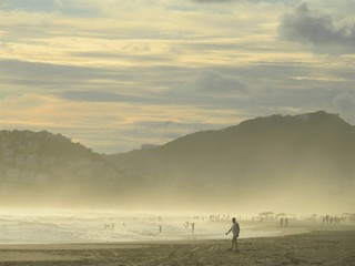 Obraz na płótnie Canvas sunset on the beach, Acapulco, Mexico