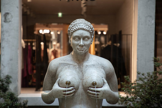 Fontana delle tette a Treviso 