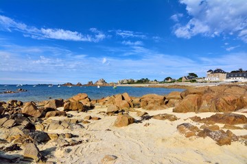 Fototapeta na wymiar Beautiful seascape at Plougrescant in Brittany. France