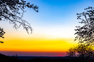 Fototapeta na wymiar Farbiger Sonnenuntergang