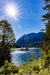 Gegenlichtaufnahme Sonne mit Eibsee