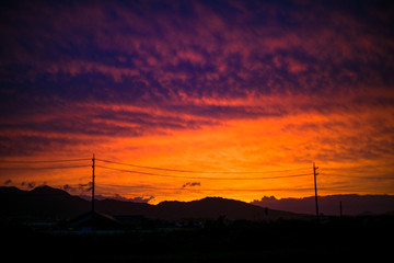 夕焼け空　遠景　山並み