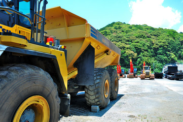 黄色のショベルカー