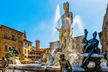 Details des Neptunbrunnens auf der Piazza della Signoria in Florenz (Fontana di Piazza)