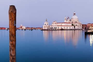 Venezia, Canal Grande con La Dogana e La Salute verso La Salute sullo sfondo della Giudecca con il...