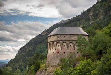 Fototapeta na wymiar rifle tower located in the Aragonese Pyrenees in the municipality of canfran