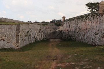 キューバのハバナの運河の入り口のモロ城
Castillo De Los Tres Reyes Del...