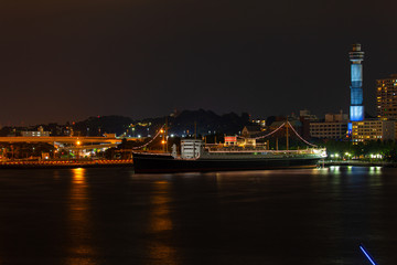 横浜の船の夜景

