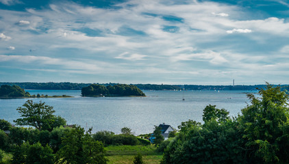 Bild der Ochseninseln in der Flensburger Förde aus Sicht von Dänemark