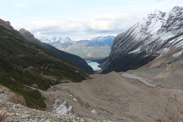 Plain of six glaciers trail - Lake Louise