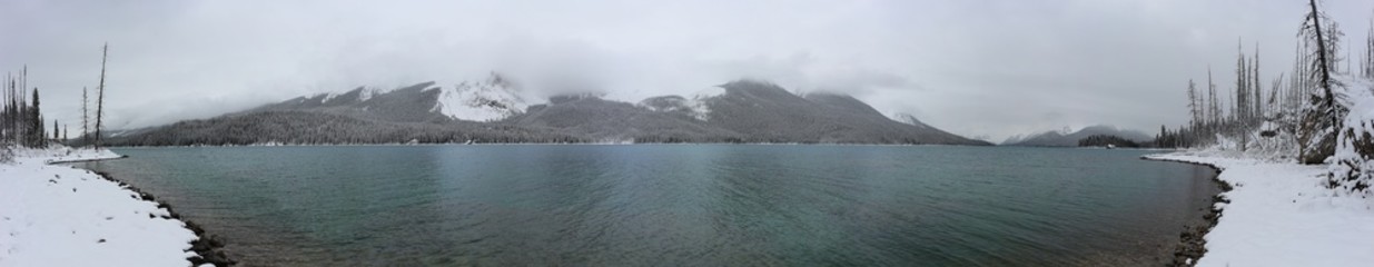 Maligne lake in winter