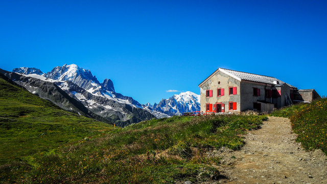 Tour du Mont Blanc, hiking in the Alps