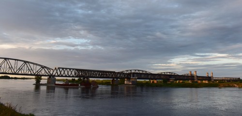 Fototapeta na wymiar old bridge train Tczew Wisła