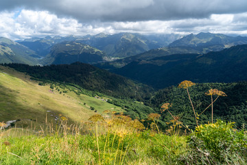 Rhodes-Alpes Frankreich im Sommer