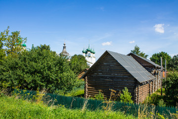 Obraz premium panoramic view of the historical city with ancient architecture on a clear summer day against the blue clear sky and green trees and copy space in Rostov Russia
