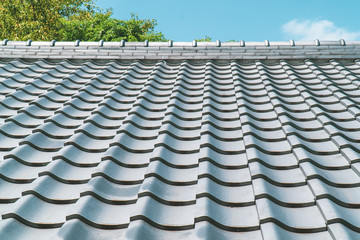 綺麗な日本の家の屋根瓦