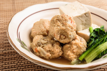 鶏団子と豆腐の煮付け