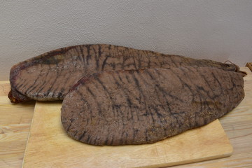 bottarga di tonno, uova di tonno rosso salate, processo artigianale di conservazione dei prodotti...