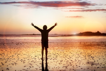 Fototapeta na wymiar Worship and praise by the sea