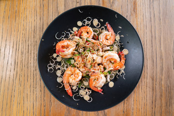 spicy shrimps salad with herb