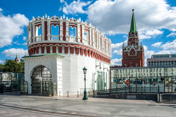 Fortresses were often built at the confluence of two rivers. The western walls of the Moscow...