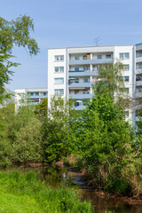 Wohnhaus im Frühling, Hochhaus, Vahr, Bremen, Deutschland, Europa