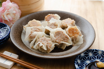 シュウマイ　蒸し焼き