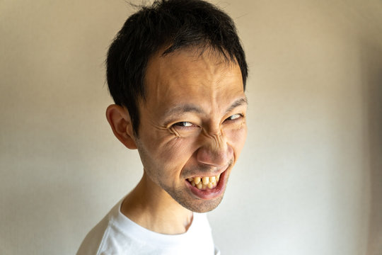 歯を食いしばる のストック写真 ロイヤリティフリーの画像 ベクター イラスト Adobe Stock 歯を食いしばる のストック写真 ロイヤリティフリーの画像 ベクター イラスト Adobe Stock